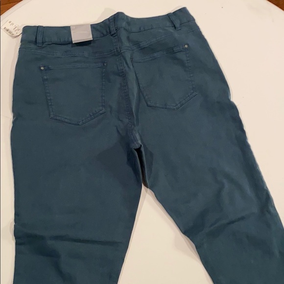 Jeans - Picture 4 of 4